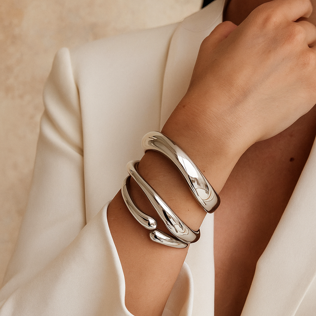 Elowen™ Vintage Gold Cuff Bangles