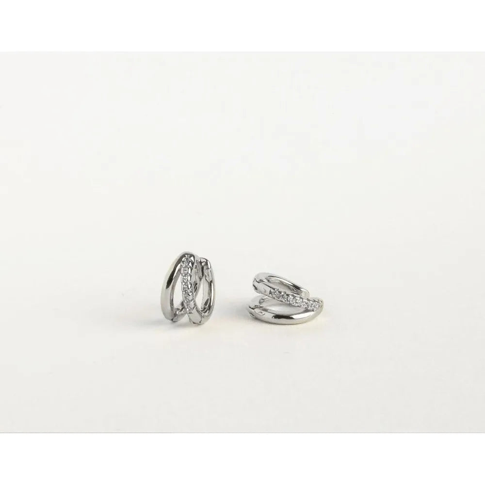 Isadora™ 14K Gold Dainty Diamond Hoop Earrings