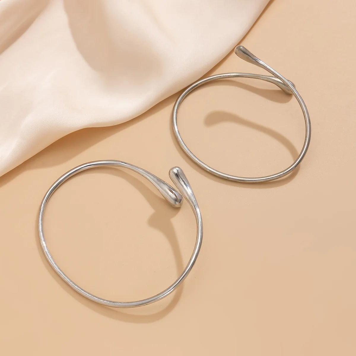 Celestia™ 14K Gold Adjustable Water Drop Shape Armlet Bracelet