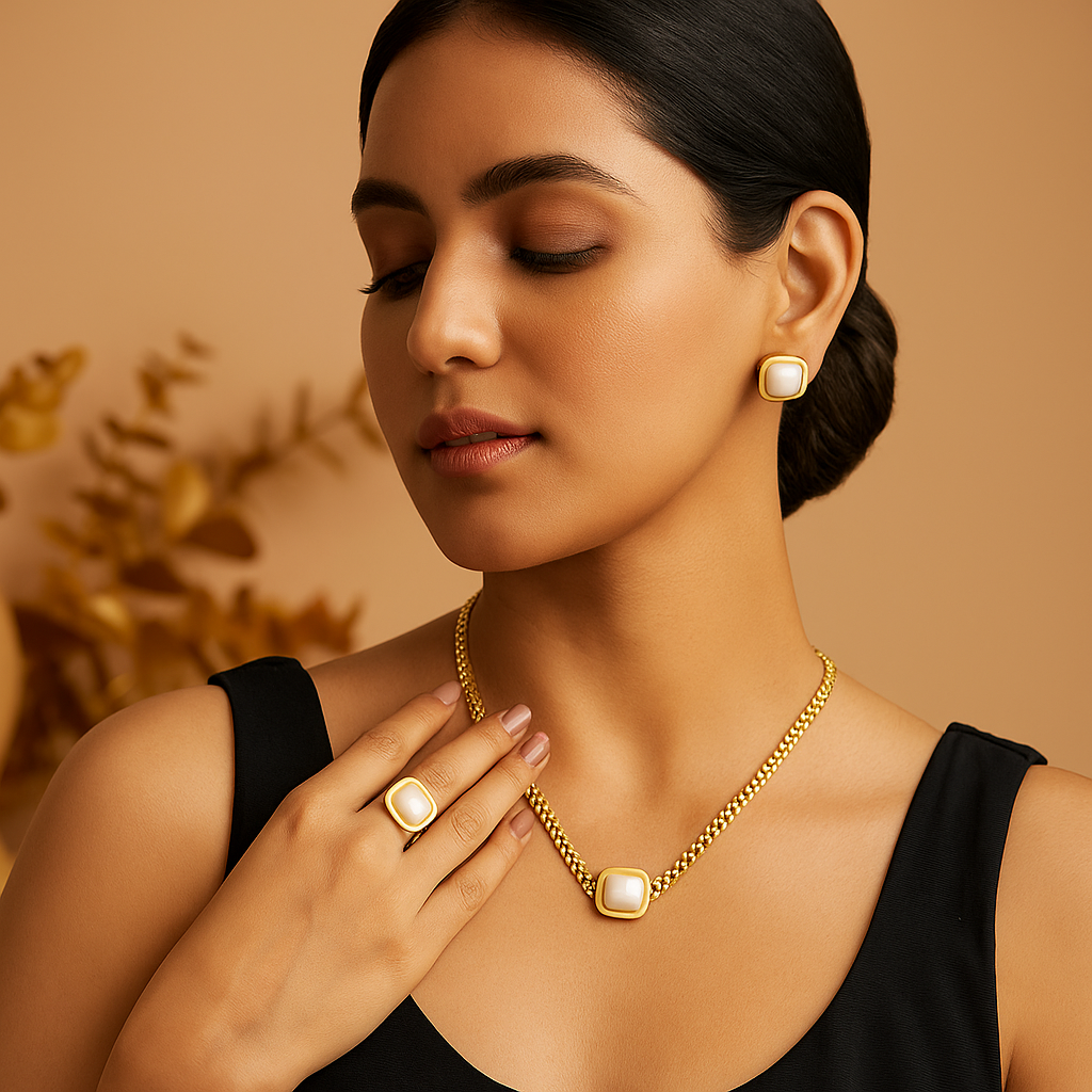 Aurelia™ Gold Pearl Set – Necklace, Earring & Ring