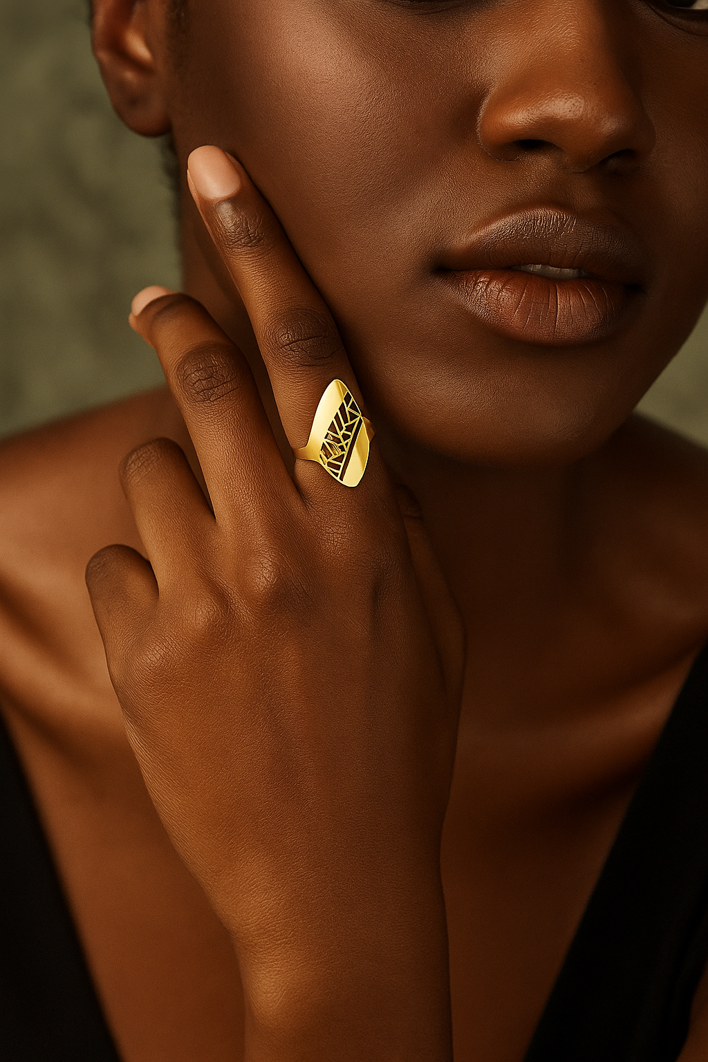 Novara™ Skyrim-Inspired Gold Ring
