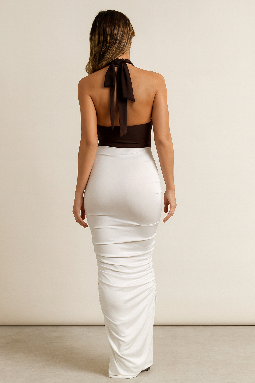 Versa™ Contrast Halter Maxi Dress