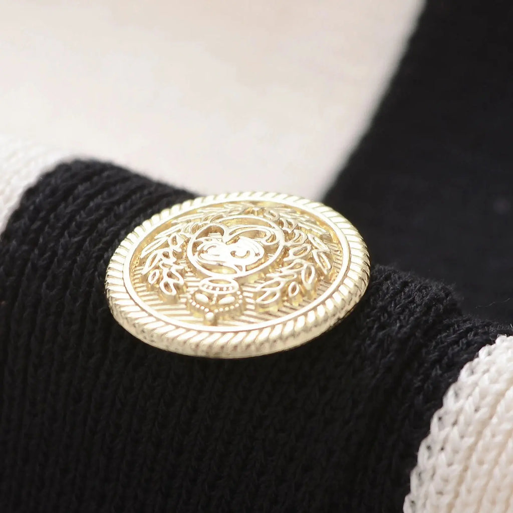 Velvia Vogue Knitted Sweater