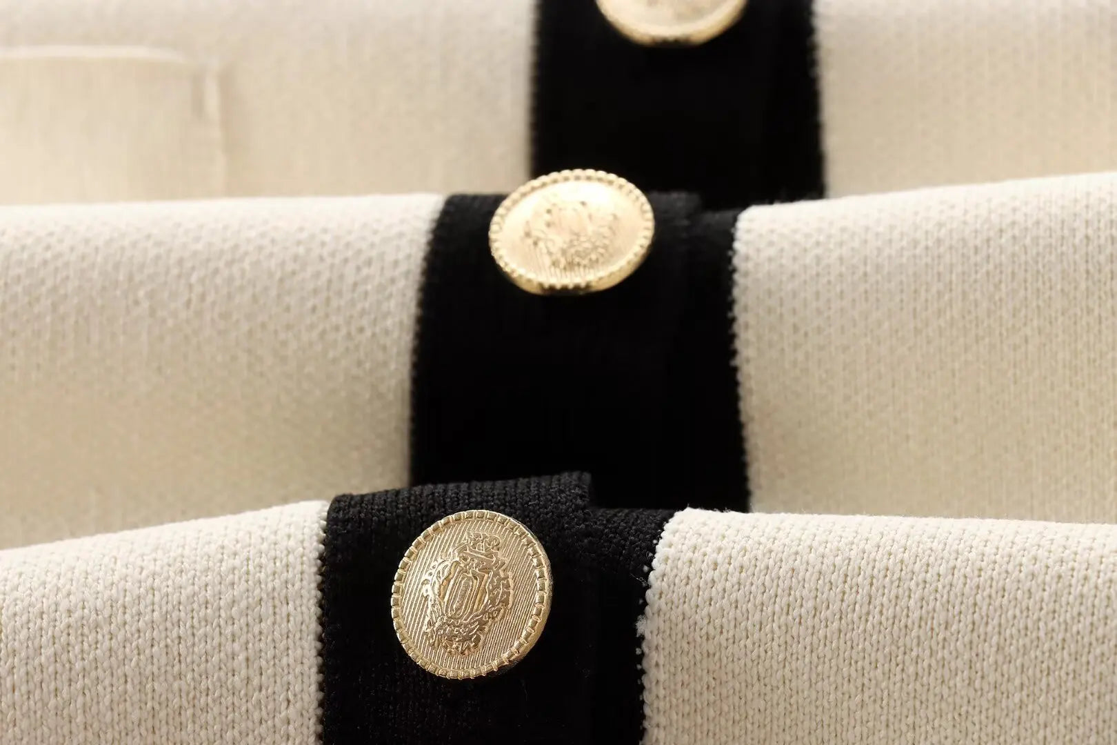 Knitted Button down Contrast Classic Cardigan