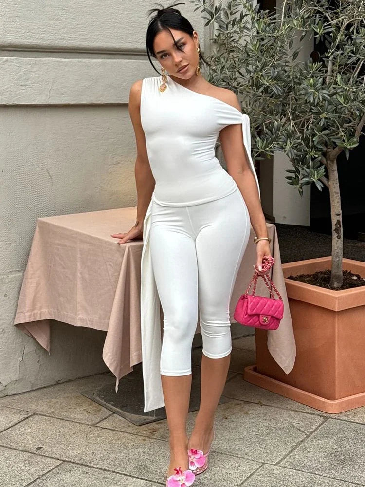Capri Trousers & Off-Shoulder Two Piece-Set