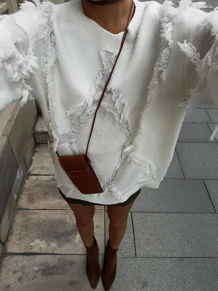 Round Neck Tassel Detail Loose Knitted Jumper